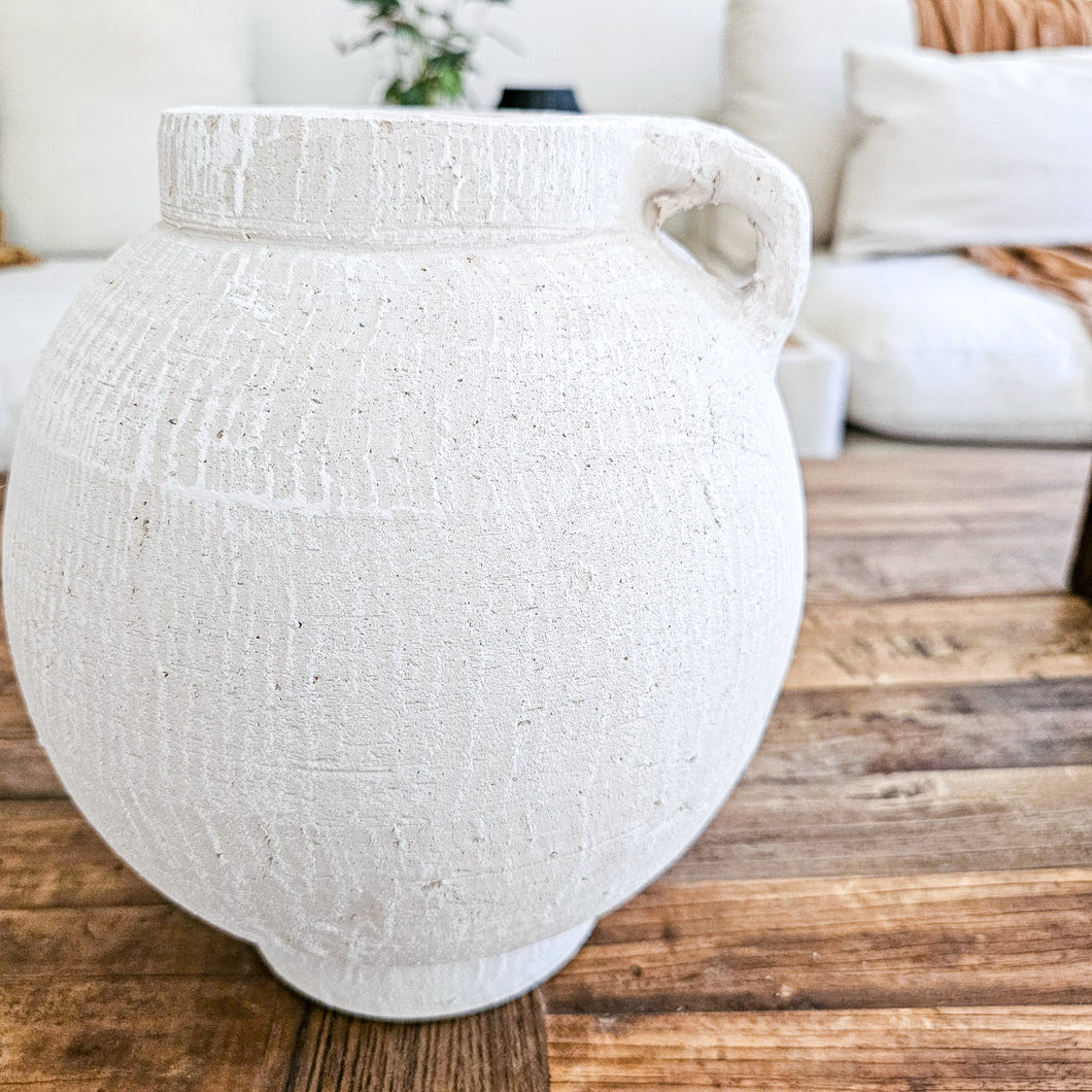 Mahi White textured vase urn
