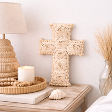 Avela Shell Cross