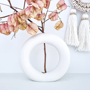 Circle circular round white vase, textured porcelin