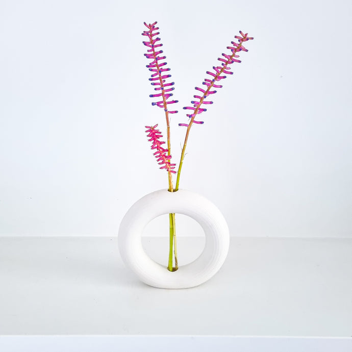Circle circular round white vase, textured porcelin